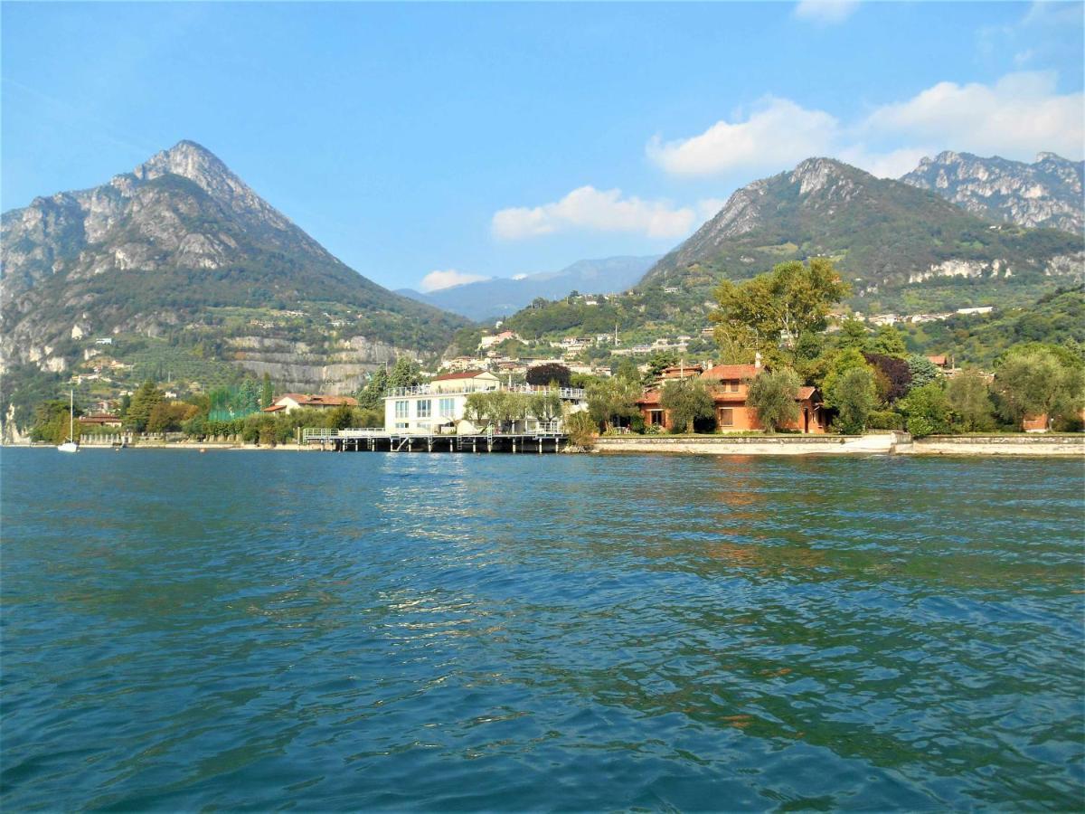 Direttamente Al Lago Apartments Marone Exteriér fotografie