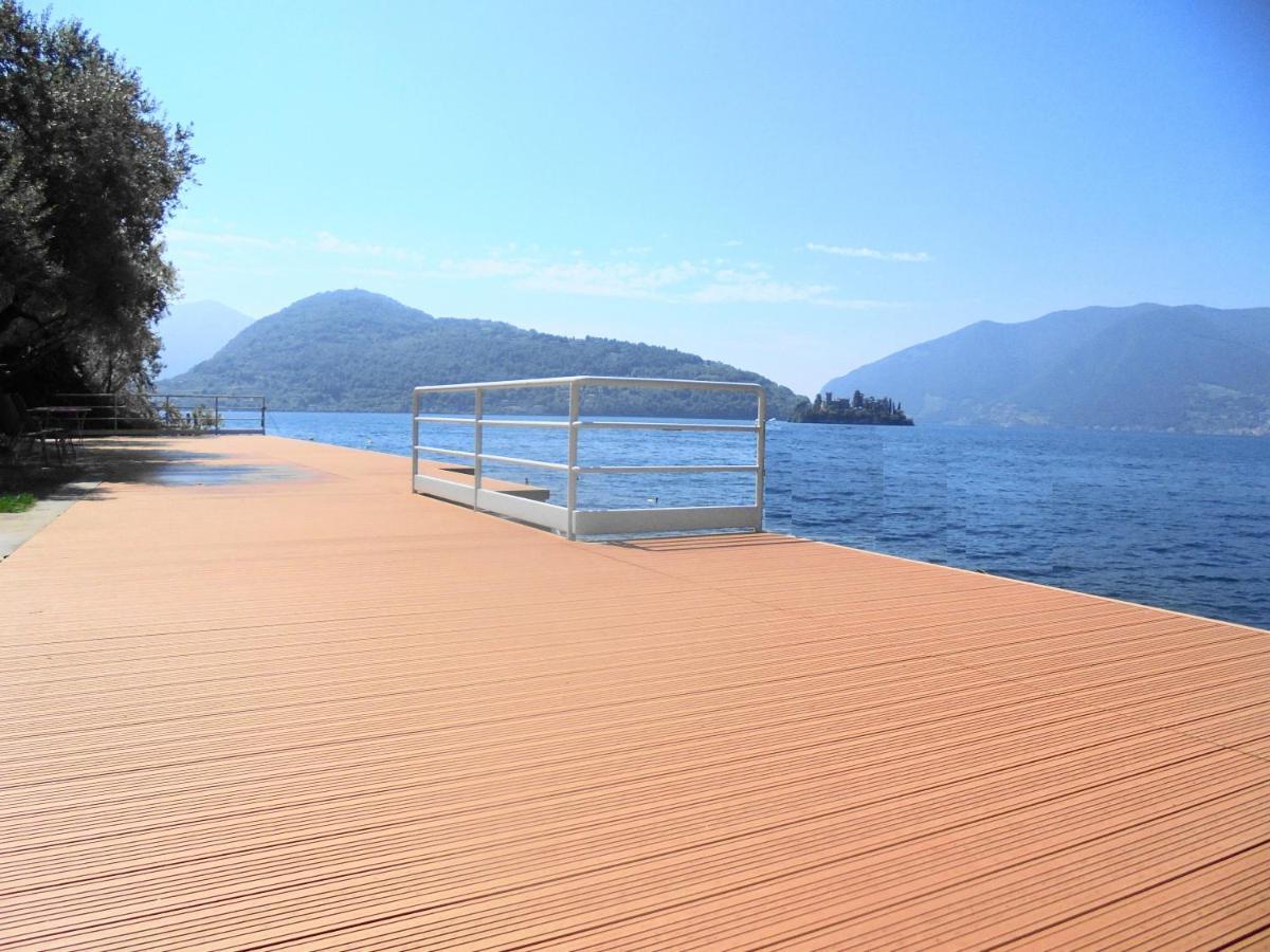 Direttamente Al Lago Apartments Marone Exteriér fotografie