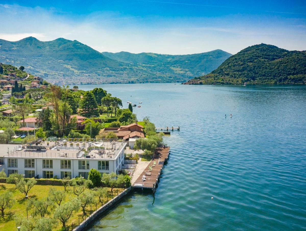 Direttamente Al Lago Apartments Marone Exteriér fotografie